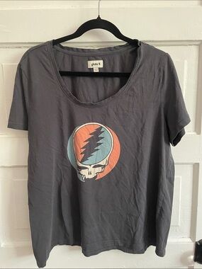 Pact Women's Gray Short Sleeve Tee with Grateful Dead Retro Skull Graphic
